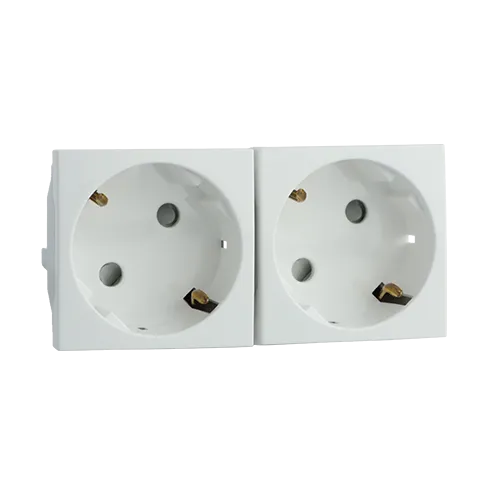 Tomada Dupla Schuko com Obturador - 4 Módulos