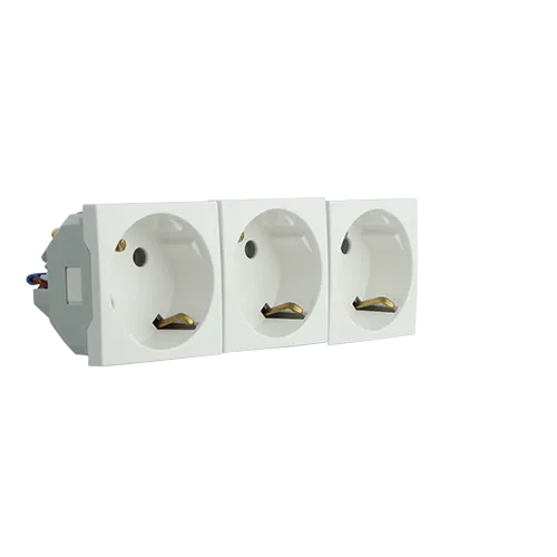 Tomada Tripla Schuko - 6 Módulos
