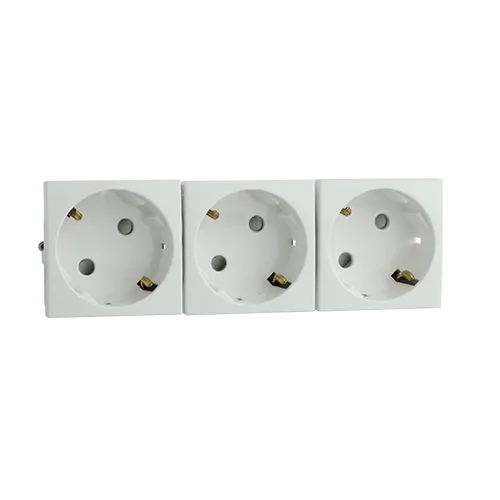 Tomada Tripla Schuko com Obturador - 6 Módulos