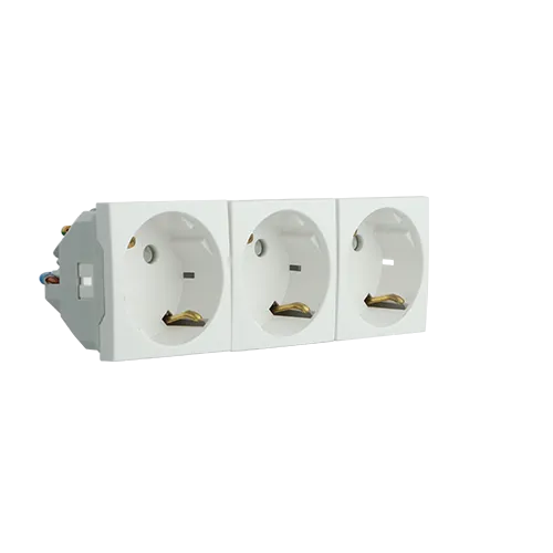 Tomada Tripla Schuko com Obturador - 6 Módulos